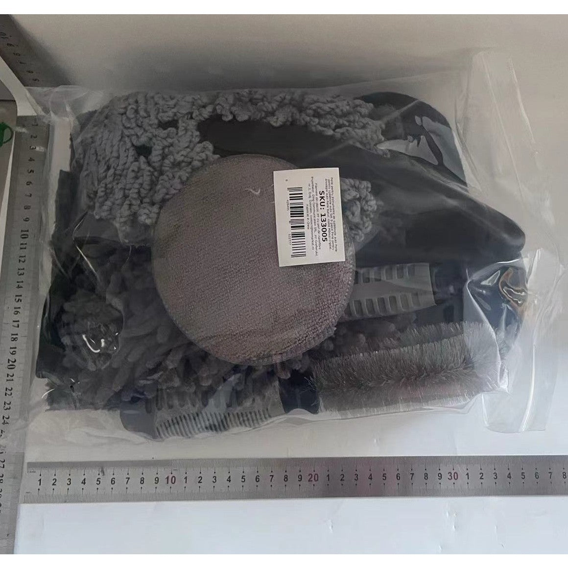 Set 9 Piese pentru Spalat Auto, din Plastic si Microfibra, Perii si Lavete, Model B, Gri