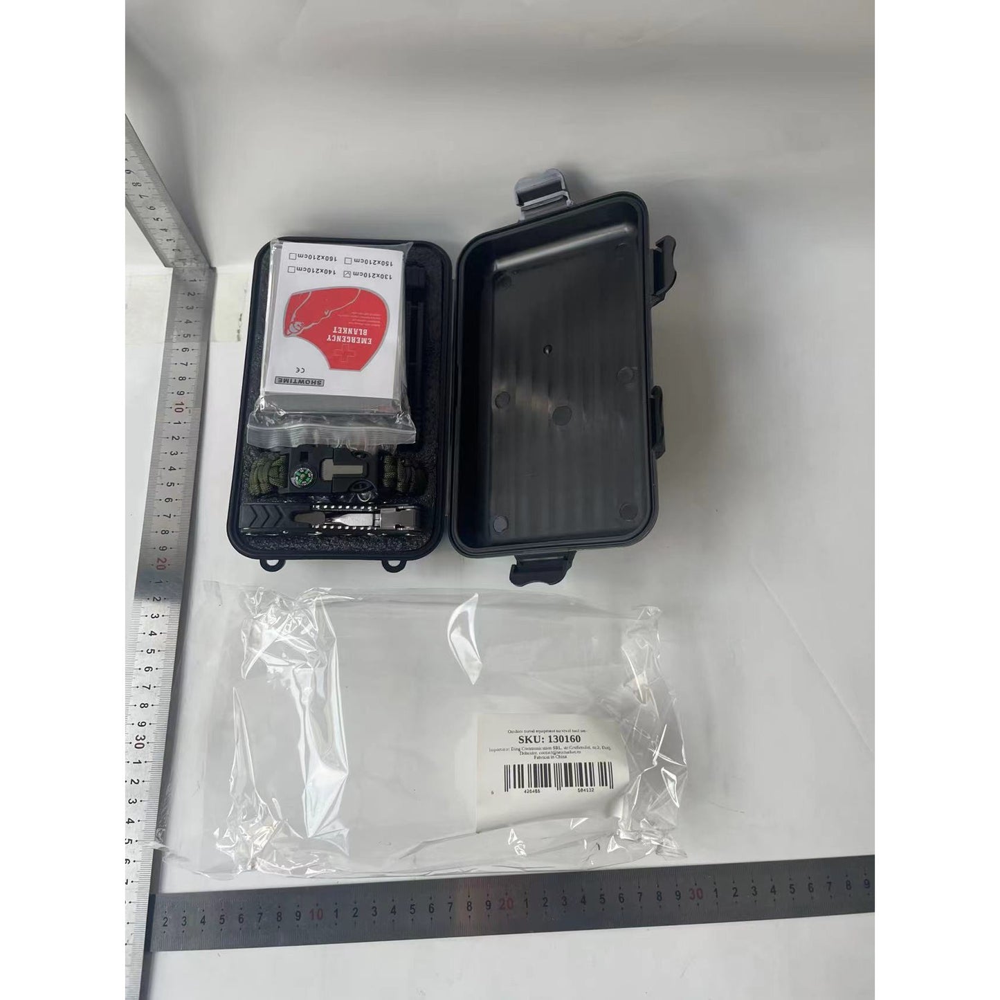 Kit supravietuire multifunctional, Instrumente profesionale, Tip Valiza, pentru Camping, Drumetii, Aventuri in aer liber, 130x210 cm, Negru